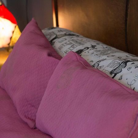 B And B Comme Chez Soi La Hestre 외부 사진