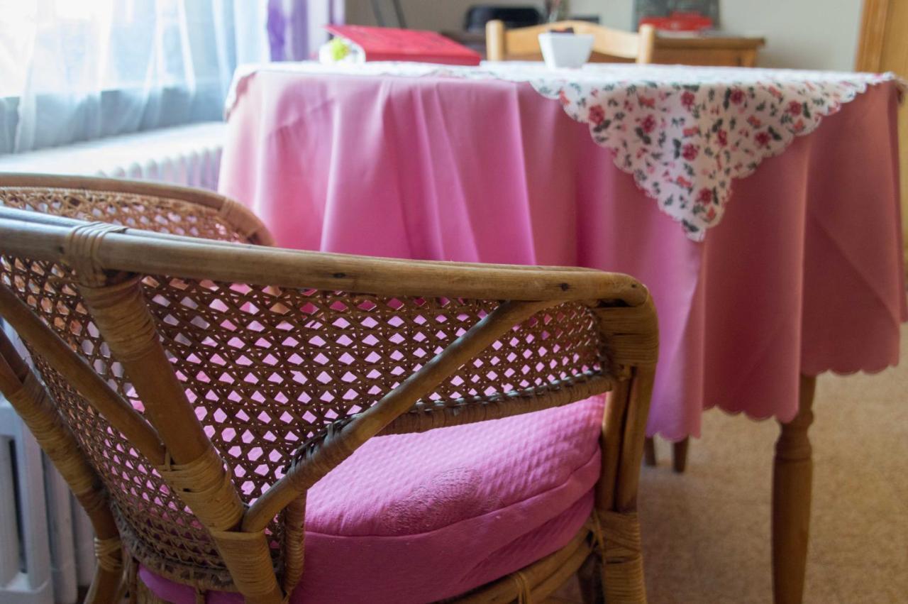B And B Comme Chez Soi La Hestre 외부 사진